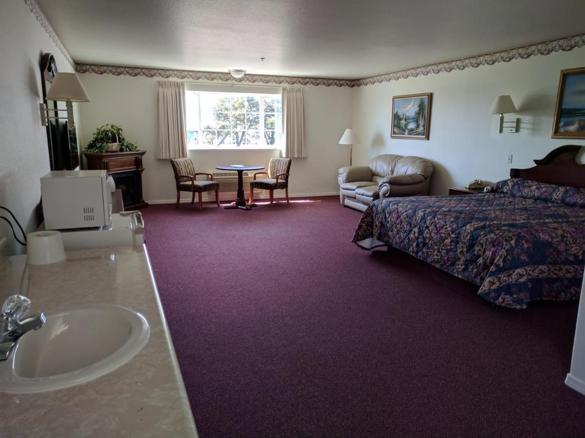 Deluxe King Room,1294060783:JPEG
